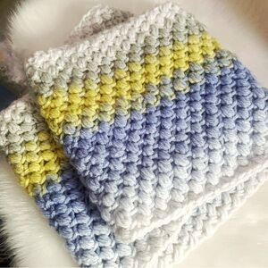 CHUNKY KNIT Handmade Infinity Scarf Blue & Yellow